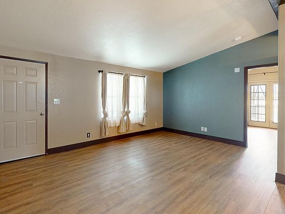 5th image of 6000 10th St Space 10