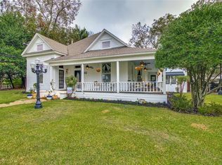 802 Johnson St, Terrell, TX 75160