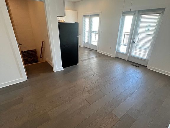3rd image of 313 N 24th St Unit C