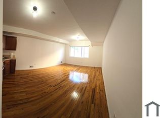 21 Jake Ct FLOOR 1, Staten Island, NY 10304