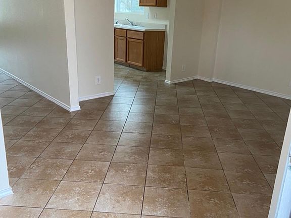 2nd image of 7918 Cypress Walk