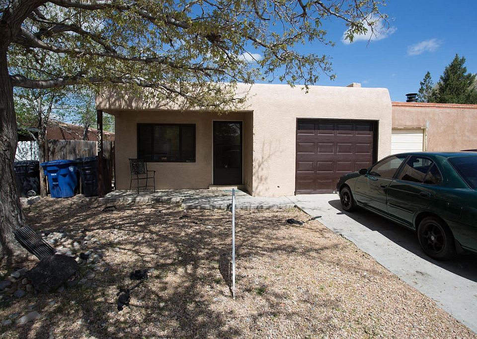 1st image of 12925 Carrie Pl SE