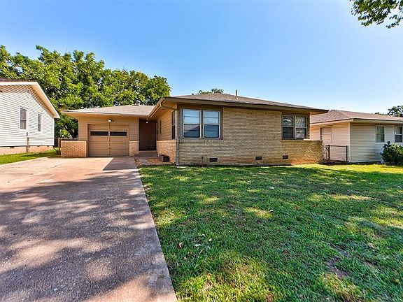 4th image of 1222 Rose Dr