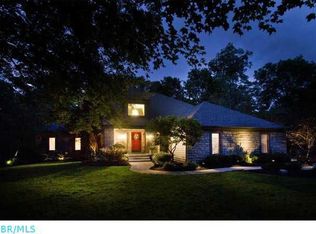 3573 Woodstone Dr, Lewis Center, OH 43035