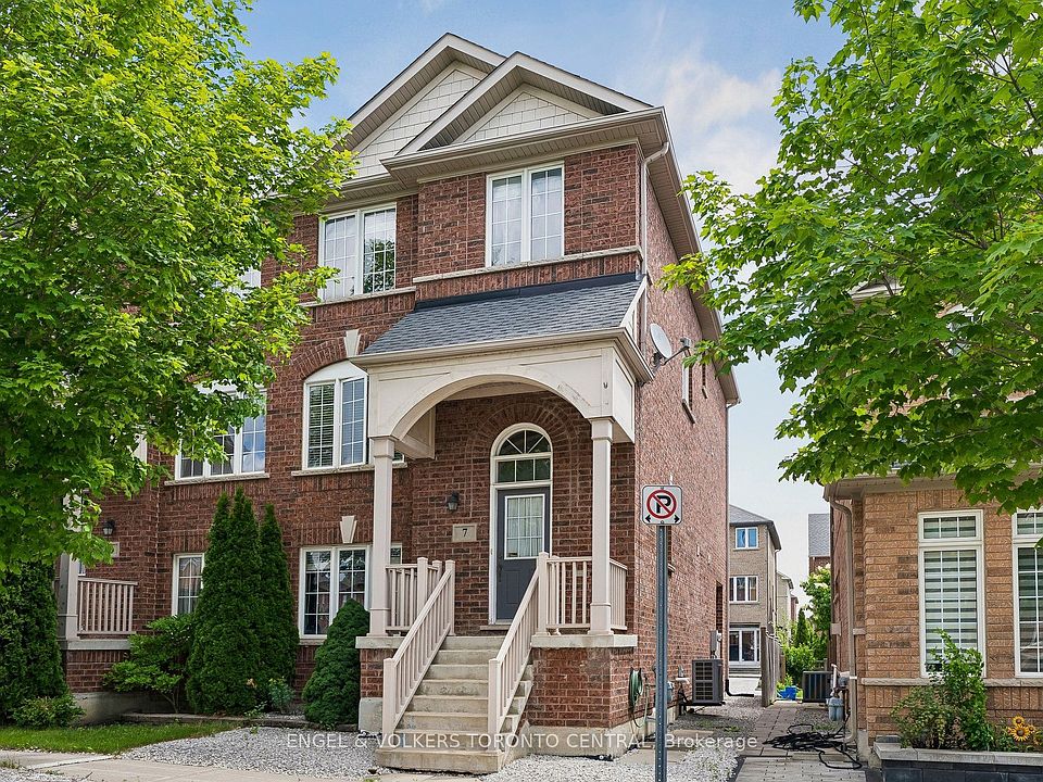 1st image of 7 Rock Garden St