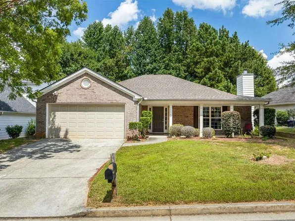 5945 Raventree Ct, Atlanta, GA 30349