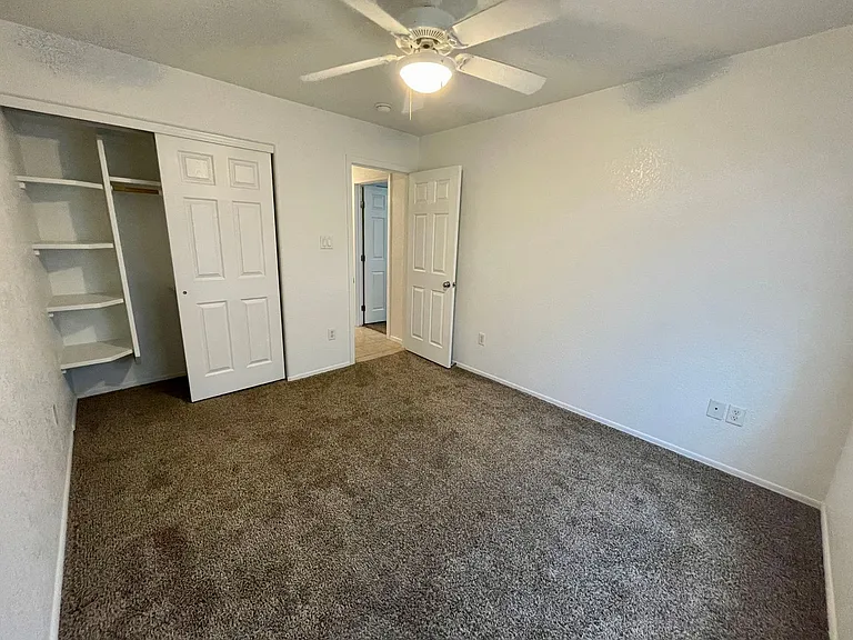 11628 E 27th Pl — Photo 16