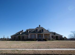 9959 Burgundy Oaks Dr, Shreveport, LA 71118