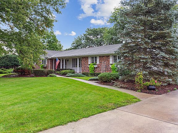 4th image of 7635 McIntosh Dr