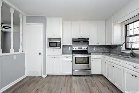 408 Angus St — Photo 5