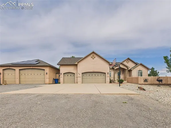 553 S Saunders Dr, Pueblo, CO 81007