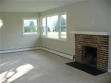 3rd image of 656 Northwest Ave