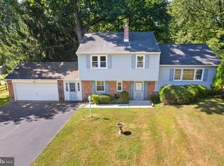 954 Mystic Ln, Norristown, PA 19403