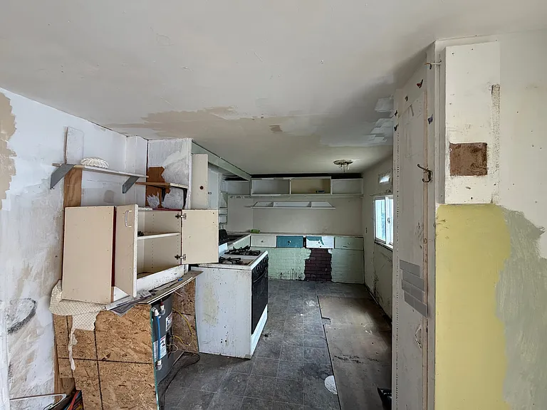 2825 SE 14th St #25 — Photo 2