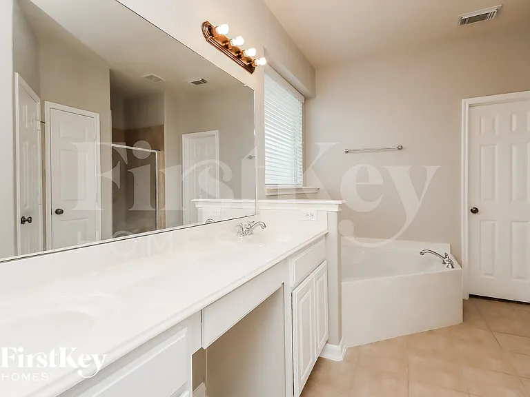 14419 Stonebury Trail Ln — Photo 9