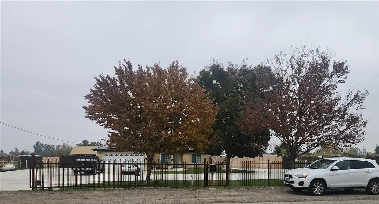 5348 Gatson St photo 1