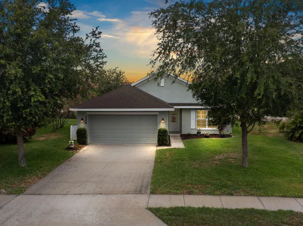 122 Ashbury Blvd, Sebastian, FL 32958