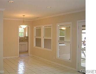 4th image of 8001 Cedros Ave