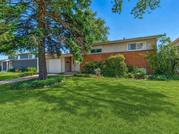 9517 Farmer Dr, Highland, IN 46322