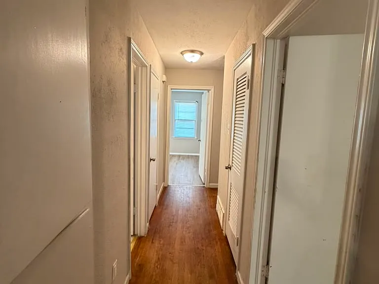 6413 Lambeth Ln — Photo 14