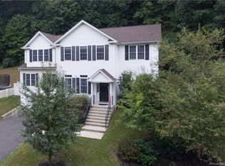 22 Apollo Rd, Bethel, CT 06801