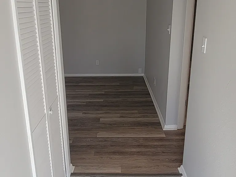 21 Meadowlark Dr — Photo 2