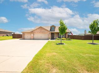 354 Amber Ln, Nevada, TX 75173
