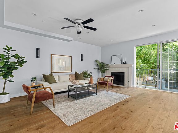 5th image of 9815 Regent St APT 4