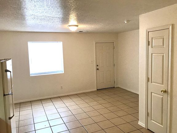 5th image of 220 Bernard Ave #B