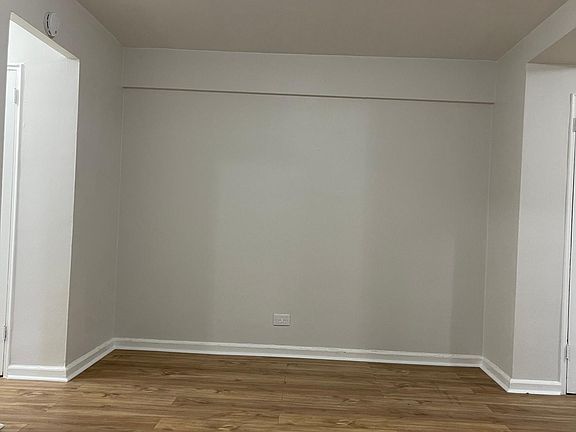 2nd image of 4364 Katonah Ave #1B