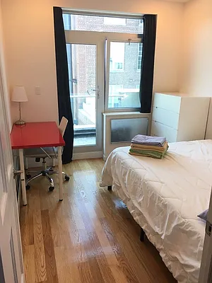 Rented by Triplemint | media 40