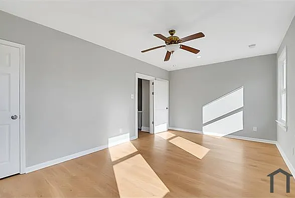 727 Otis Pl NW — Photo 19