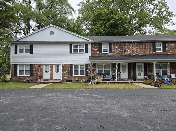 6925 Brint Rd, Sylvania, OH 43560