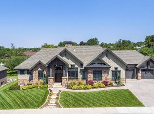 901 E Fence Post Rd, Fruit Heights, UT 84037