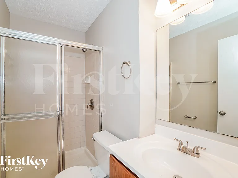 2926 Fenwood Dr — Photo 13