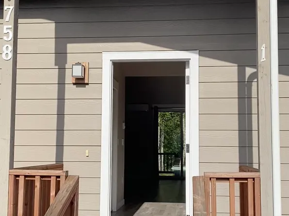 758 Point Brown Ave SE Unit 1, Ocean Shores, WA 98569