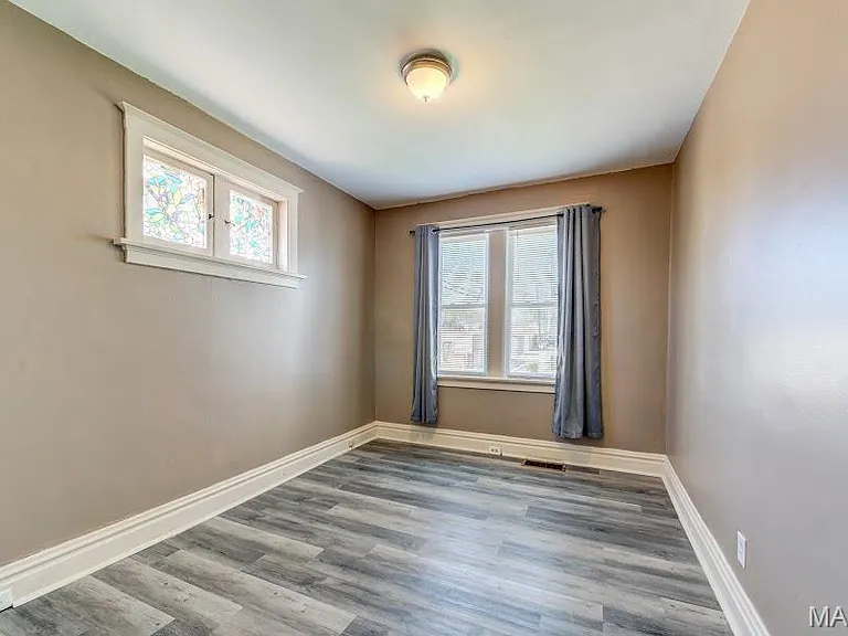 4273 Oleatha Ave — Photo 9