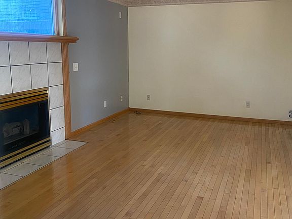 5th image of 668 Brentwood Ln