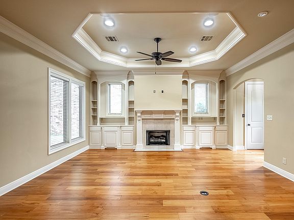 5th image of 2009 Bienville Dr
