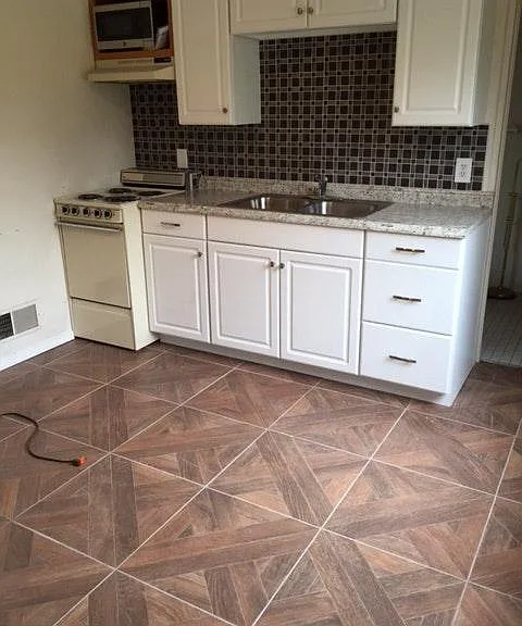 1032 Columbia Dr NE — Photo 23