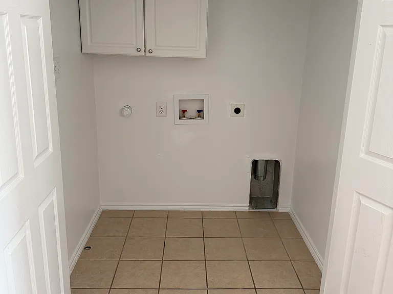320 Woodgrove Dr #A — Photo 15