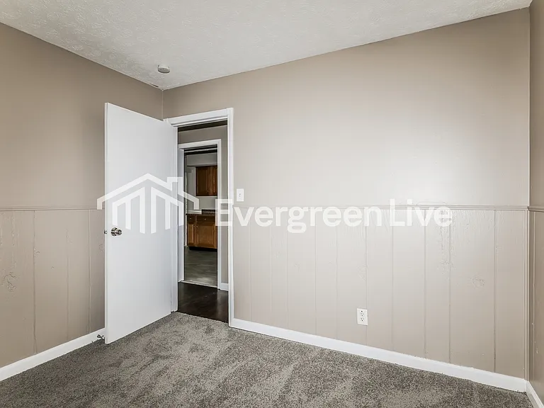 6412 W Ray St — Photo 8