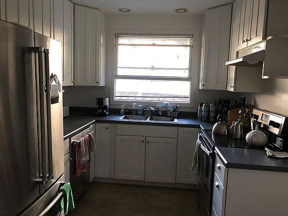 4th image of 1074 Marcussen Dr