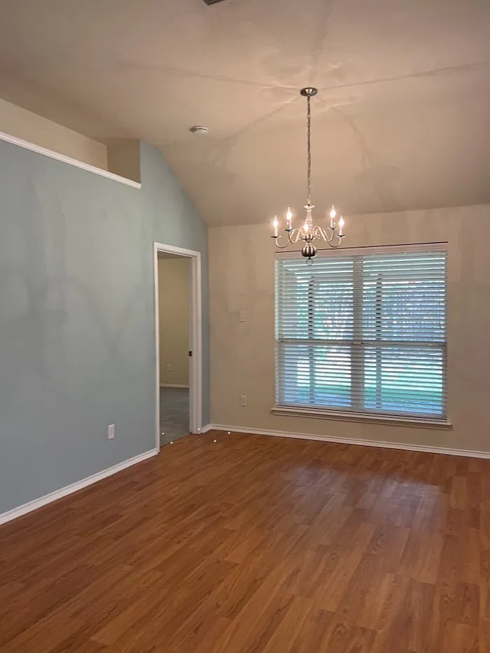3 bed, 2.0 bath, 1650 sqft, $2,175 — Photo 2