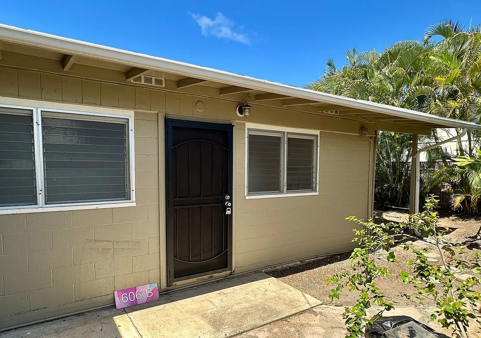 606B Kaulani Way — Photo 2