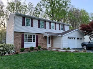 8355 Magic Leaf Rd, Springfield, VA 22153