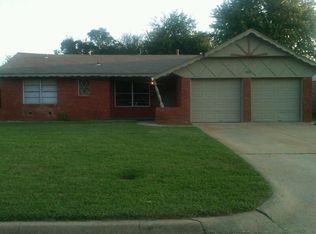 100 Utah Ave, Yukon, OK 73099