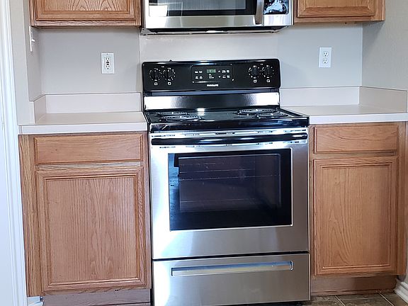 Self cleaning range - new
