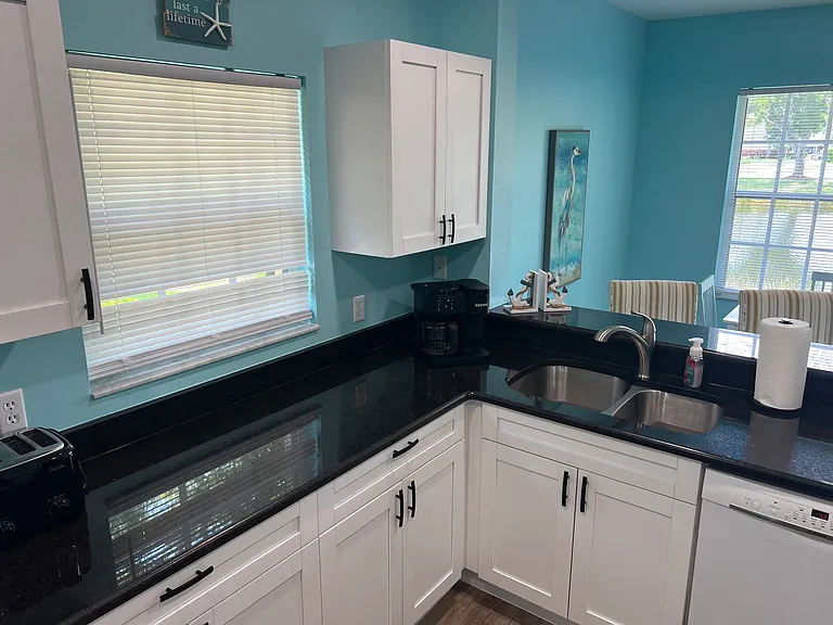 Kitchen prep space