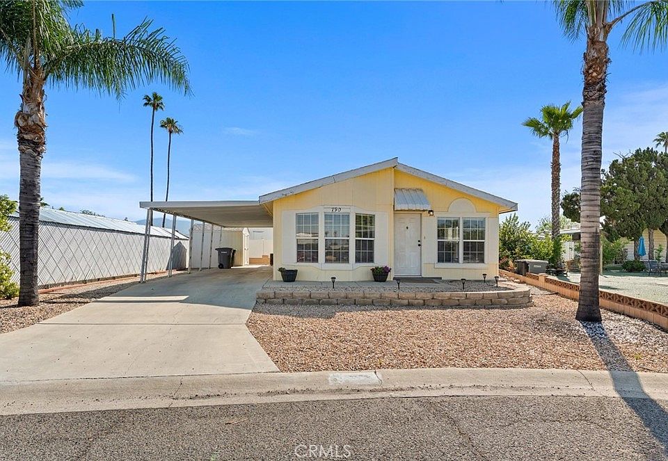 1st image of 790 Santa Clara Cir